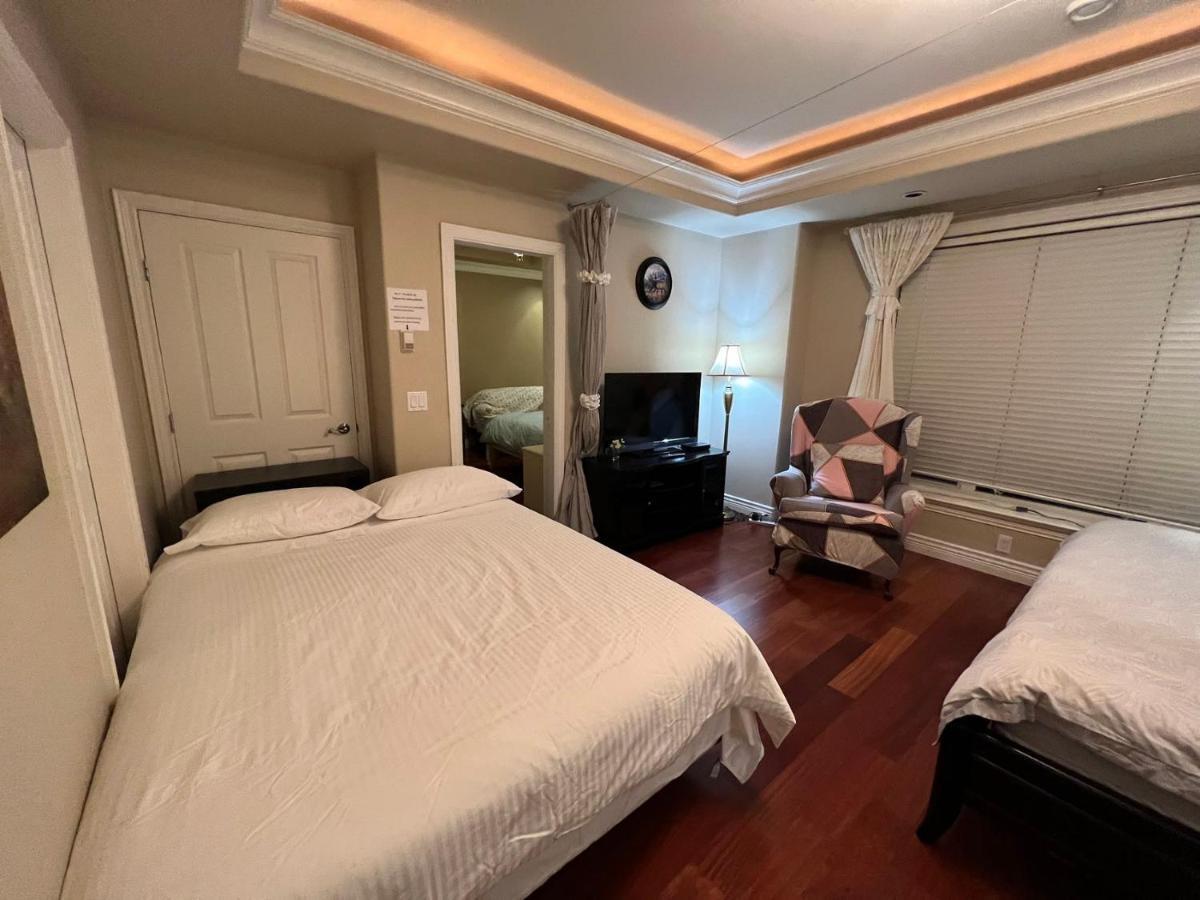 Lucky Suite, Two-Bedroom Suite With Independent Entrance In Richmond Close To Yvr 外观 照片