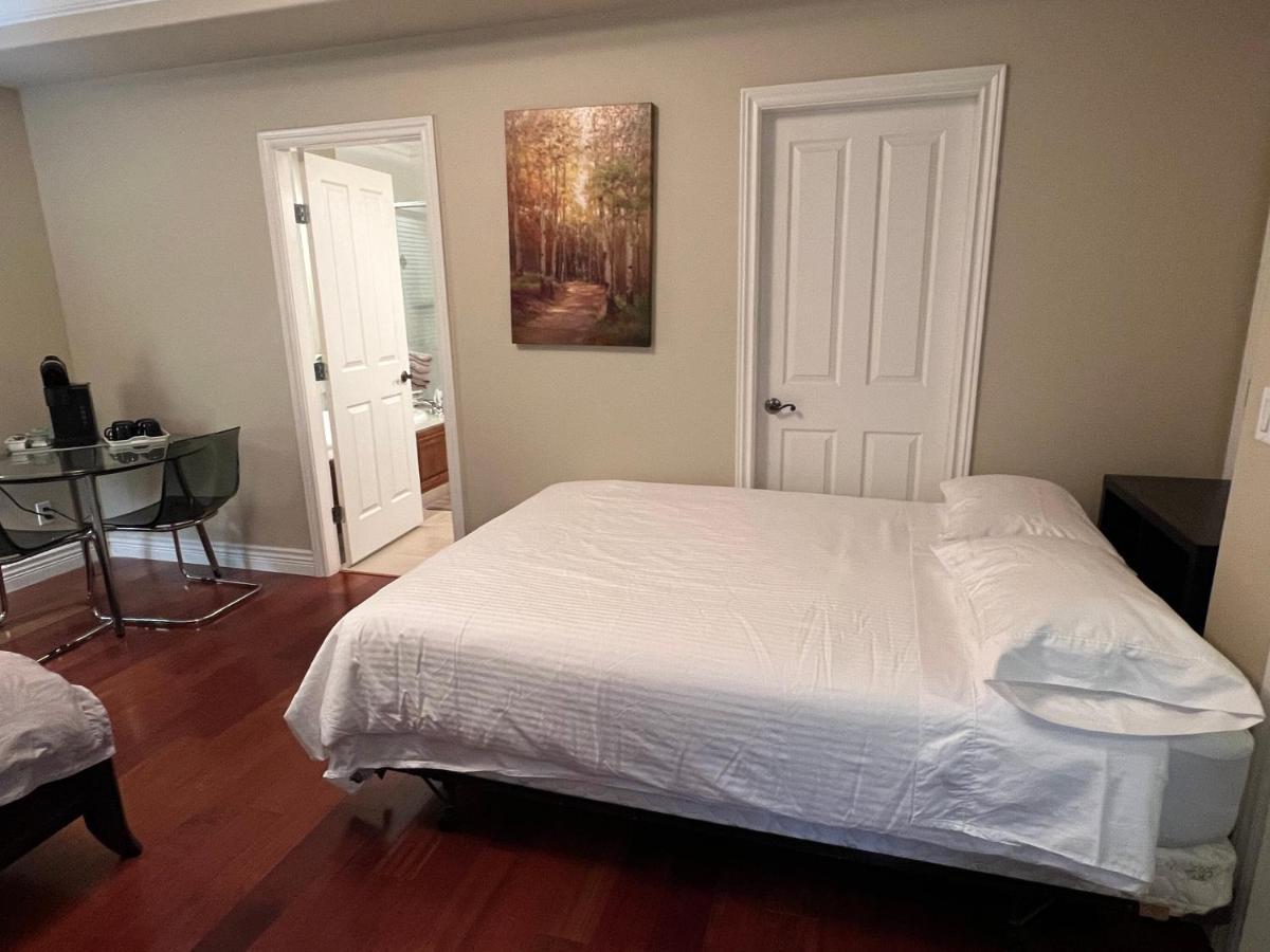 Lucky Suite, Two-Bedroom Suite With Independent Entrance In Richmond Close To Yvr 外观 照片